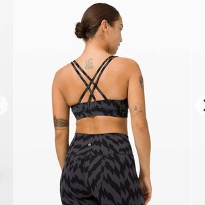 Lululemon Athletica Energy Bra Gray and Black Geometric Size 4